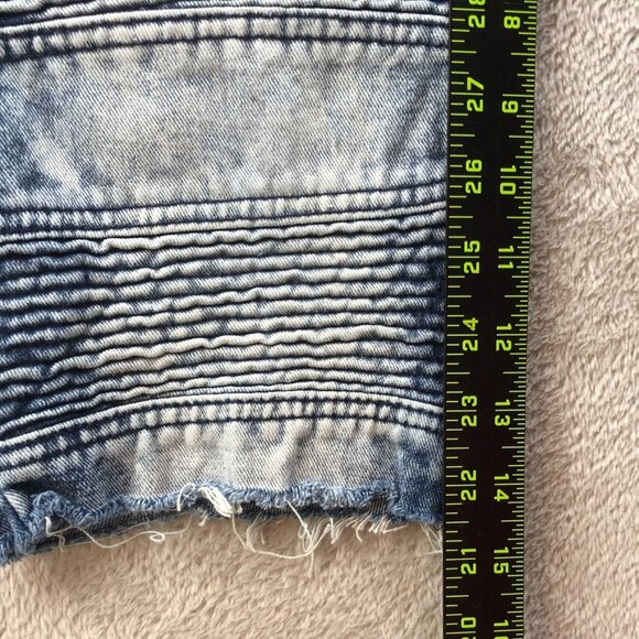 Road Narrows Womens Capri Jeans Size 16 Blue Denim Distressed Raw Hem Casual Y2K - Picture 5 of 15